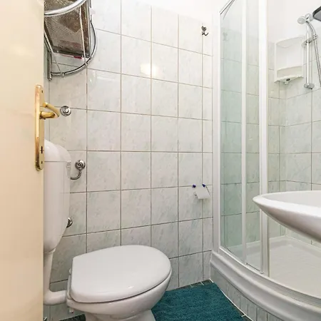 Apartamento Beautiful In Kastel Stafilic *